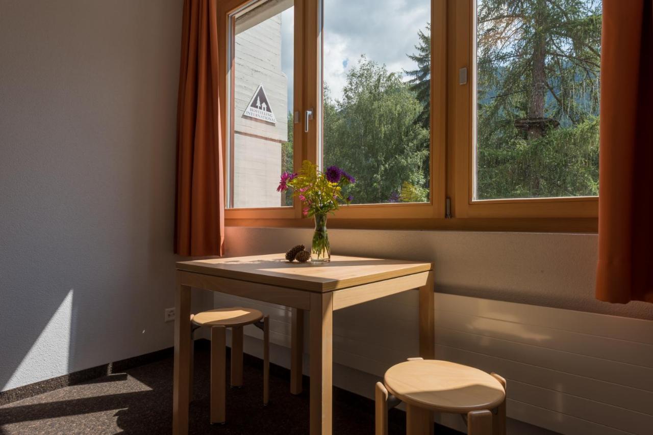 Sport Resort Fiesch - Fiescher Hostel エクステリア 写真